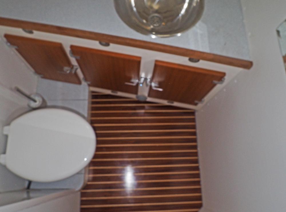 Fore ship, Accommodation